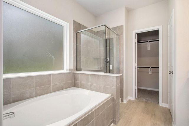 2239 Lakewood Drive, West Columbia, TX 77486