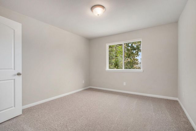 2239 Lakewood Drive, West Columbia, TX 77486