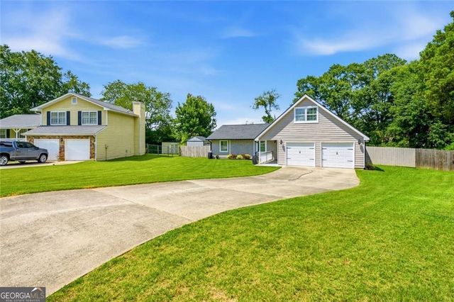 229 Deerfield Drive, Jonesboro, GA 30238