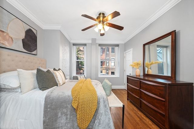 135 Commonwealth Ave 3, Boston, MA 02116