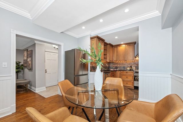 135 Commonwealth Ave 3, Boston, MA 02116