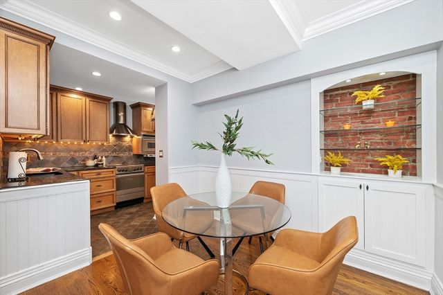 135 Commonwealth Ave 3, Boston, MA 02116