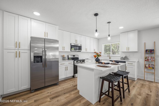 9749 HAZEL LAKE Drive, Jacksonville, FL 32222