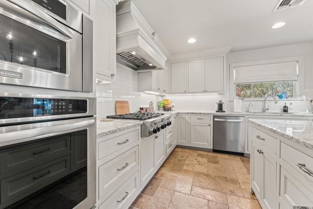 3161 Svendson Dr, Baton Rouge, LA 70809