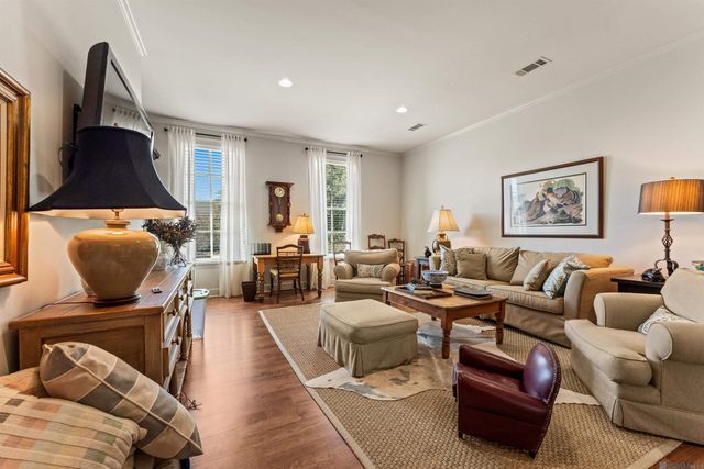 3161 Svendson Dr, Baton Rouge, LA 70809