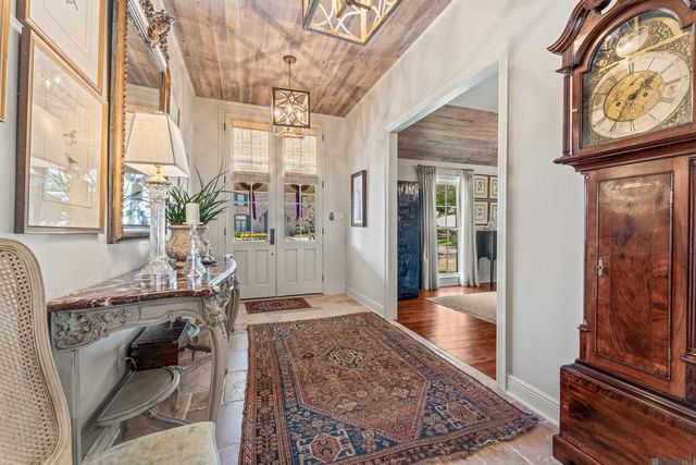 3161 Svendson Dr, Baton Rouge, LA 70809