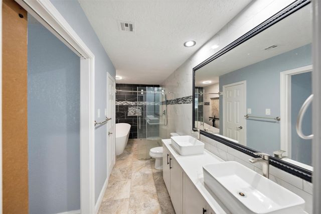 3211 N Park Drive, Missouri City, TX 77459