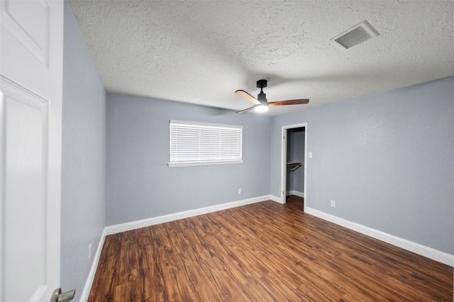3211 N Park Drive, Missouri City, TX 77459