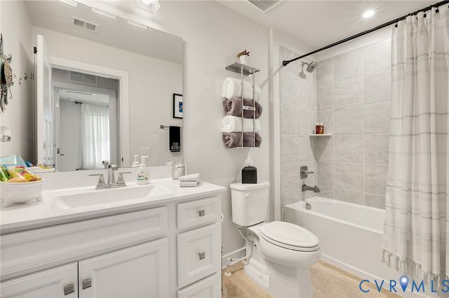 6729 Tupper Branch Ln, North Chesterfield, VA 23234