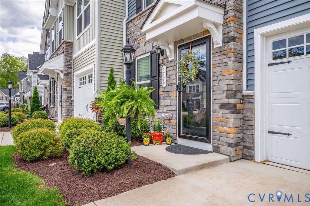 6729 Tupper Branch Ln, North Chesterfield, VA 23234