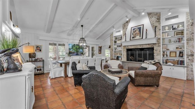 421 LONE PALM DRIVE, Lakeland, FL 33815