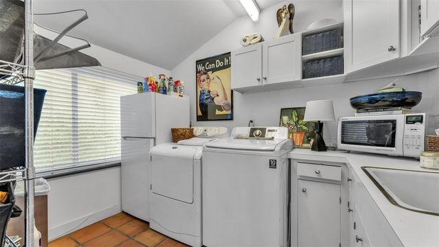 421 LONE PALM DRIVE, Lakeland, FL 33815