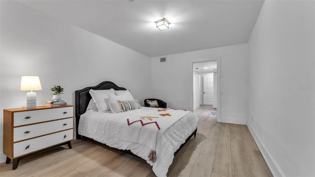 421 LONE PALM DRIVE, Lakeland, FL 33815