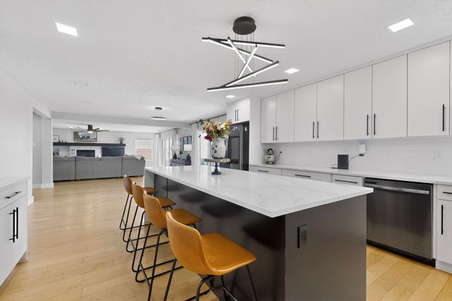 12509 Eagle Rock Avenue NE, Albuquerque, NM 87122