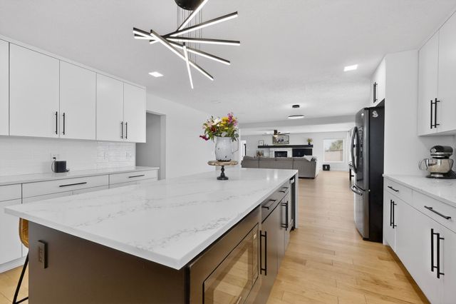 12509 Eagle Rock Avenue NE, Albuquerque, NM 87122
