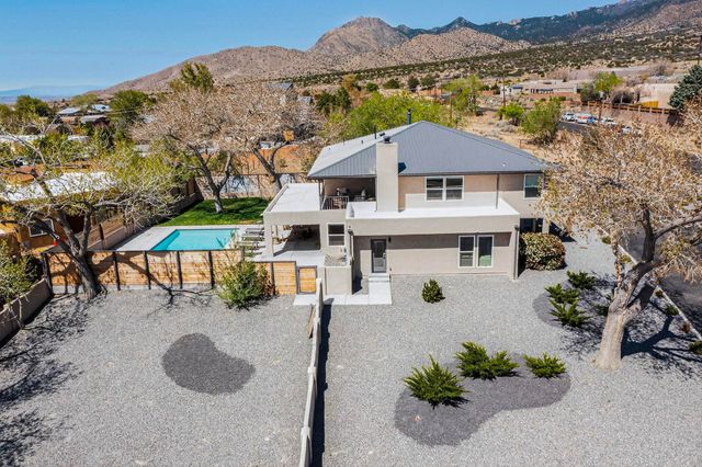 12509 Eagle Rock Avenue NE, Albuquerque, NM 87122