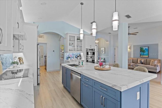 11407 SAVANNAH LAKES DRIVE, Parrish, FL 34219