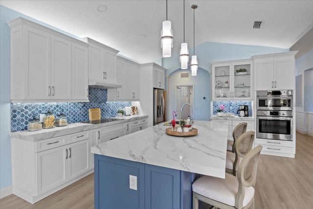 11407 SAVANNAH LAKES DRIVE, Parrish, FL 34219