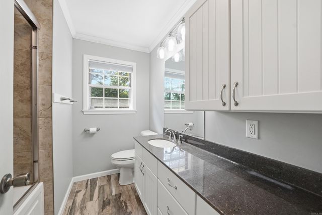 4 Sue Lane, Conway, AR 72032