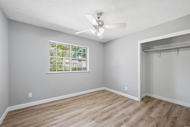4 Sue Lane, Conway, AR 72032