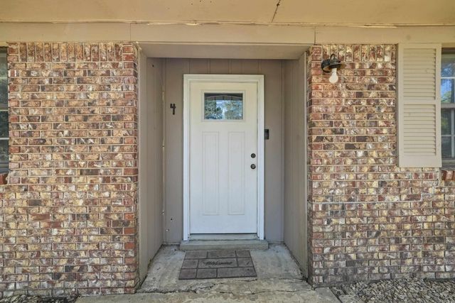 4 Sue Lane, Conway, AR 72032