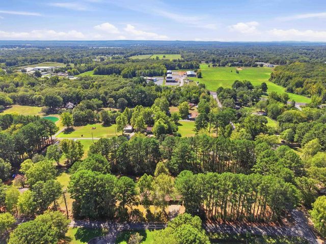 4 Sue Lane, Conway, AR 72032