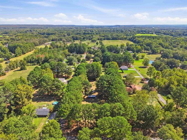4 Sue Lane, Conway, AR 72032