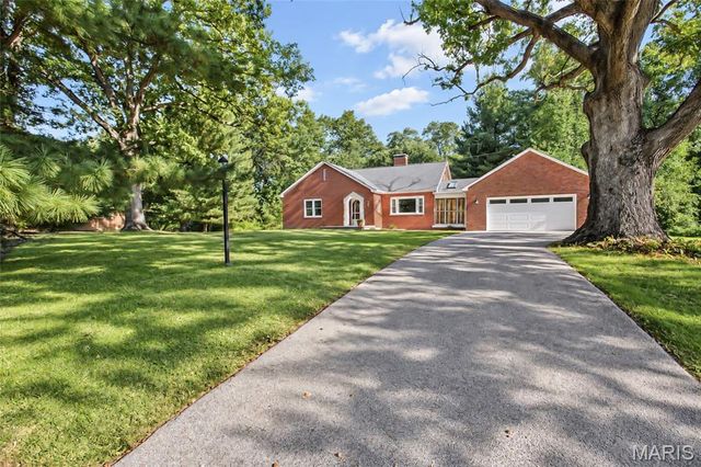 2315 Fairview Drive, Alton, IL 62002