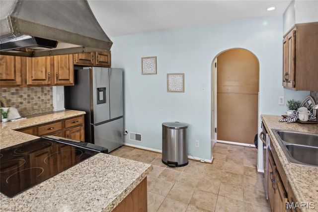 2315 Fairview Drive, Alton, IL 62002
