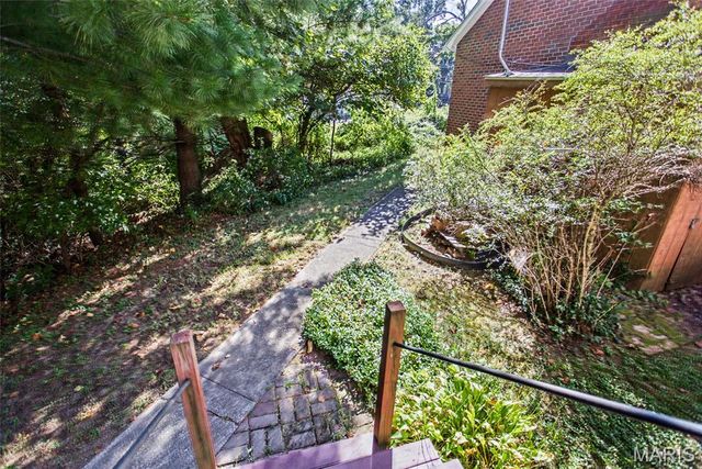 2315 Fairview Drive, Alton, IL 62002