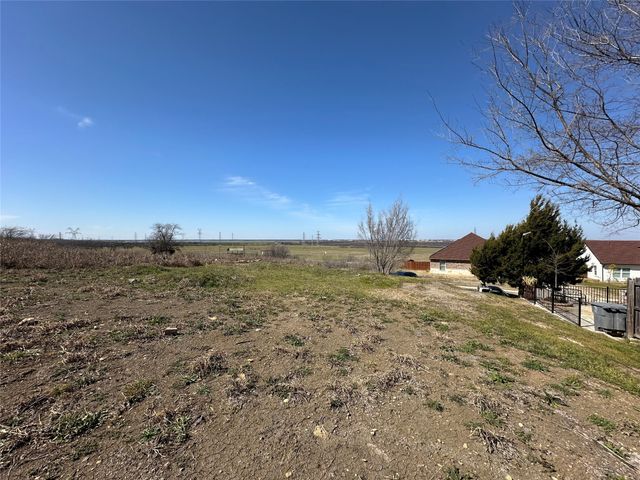 1014 Gallant Fox Drive, Dallas, TX 75211