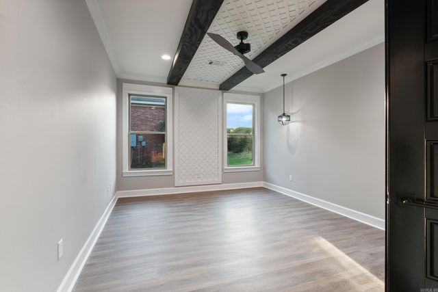 1710 Village Lake Dr, Little Rock, AR 72204