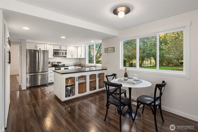 14720 NE 164th Street, Woodinville, WA 98072