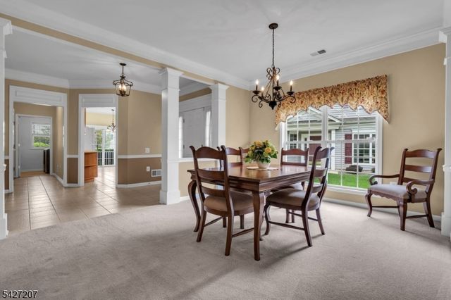 282 Longwood Ln, Franklin Twp., NJ 08873