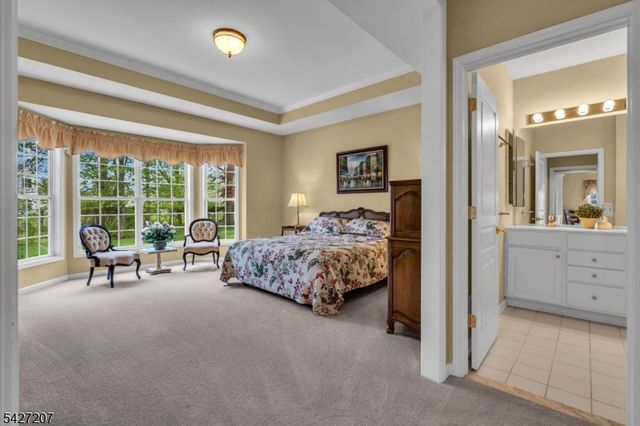 282 Longwood Ln, Franklin Twp., NJ 08873