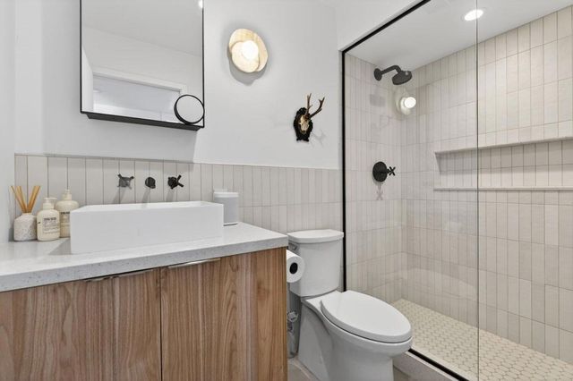 1055 E Louise Drive, Palm Springs, CA 92262