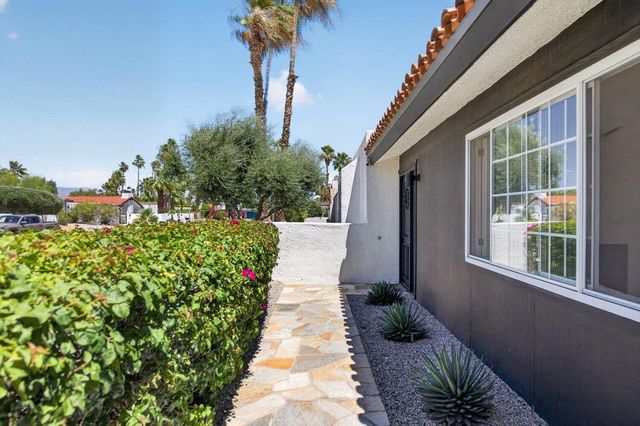 1055 E Louise Drive, Palm Springs, CA 92262
