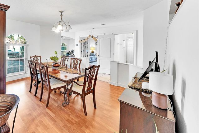 6944 NW Daffodil Lane, Port St. Lucie, FL 34983