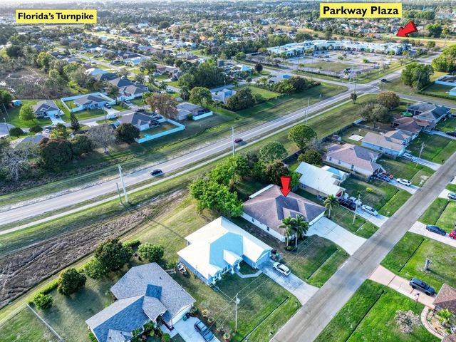 6944 NW Daffodil Lane, Port St. Lucie, FL 34983
