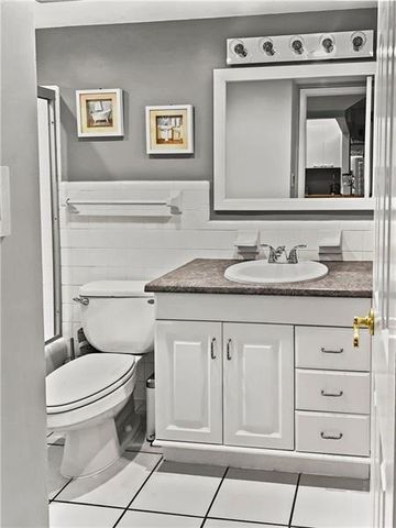 221 SE 9th Avenue 103, Pompano Beach, FL 33060