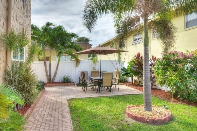 221 SE 9th Avenue 103, Pompano Beach, FL 33060