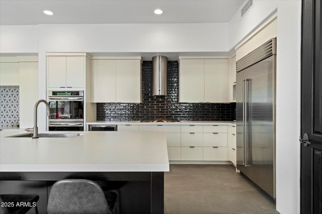 9280 E THOMPSON PEAK Parkway 39, Scottsdale, AZ 85255