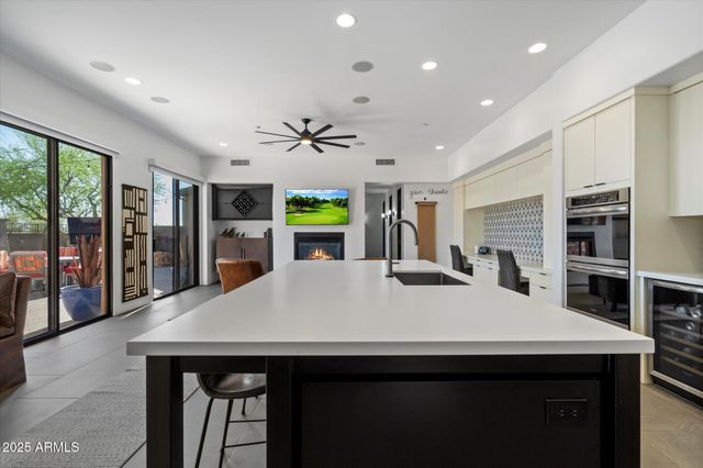 9280 E THOMPSON PEAK Parkway 39, Scottsdale, AZ 85255