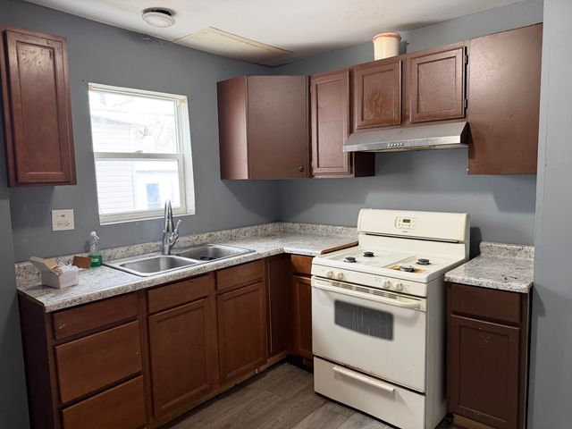 6019 Wallace Road, Hammond, IN 46320