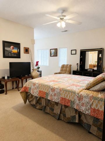 9904 Rio Corto Avenue SW, Albuquerque, NM 87121