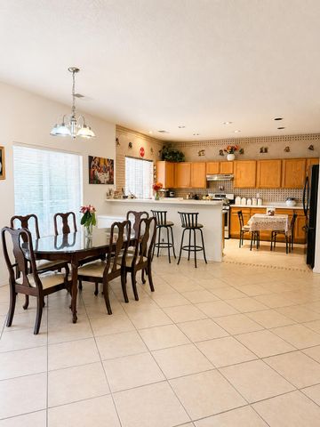 9904 Rio Corto Avenue SW, Albuquerque, NM 87121