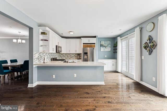 109 SURGEON GENERAL CT, Philadelphia, PA 19146