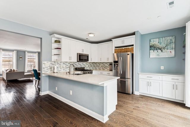 109 SURGEON GENERAL CT, Philadelphia, PA 19146