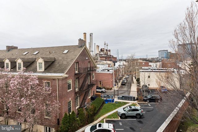 109 SURGEON GENERAL CT, Philadelphia, PA 19146