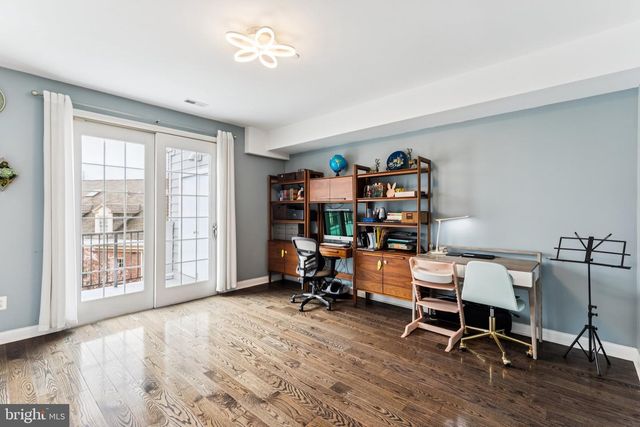 109 SURGEON GENERAL CT, Philadelphia, PA 19146